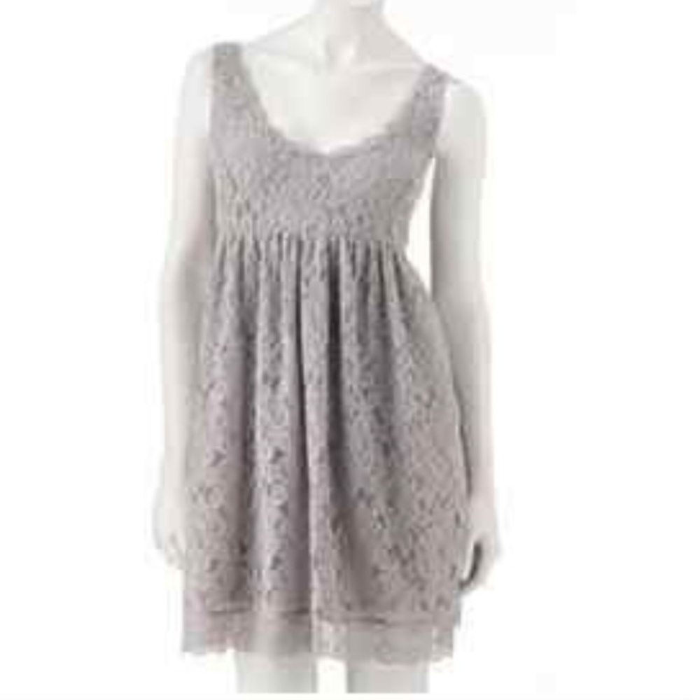 Jennifer Lopez Gray Lace Dress